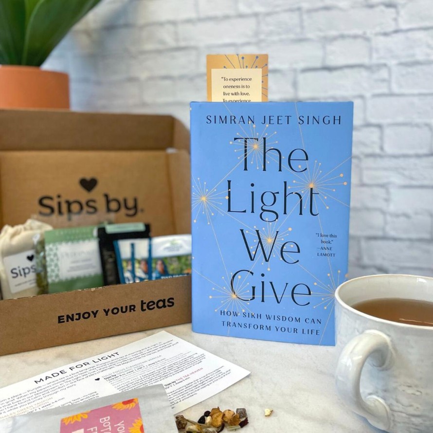 Tea Shop Sips by Discovery Tea Kits | The Light We Give Tea Box