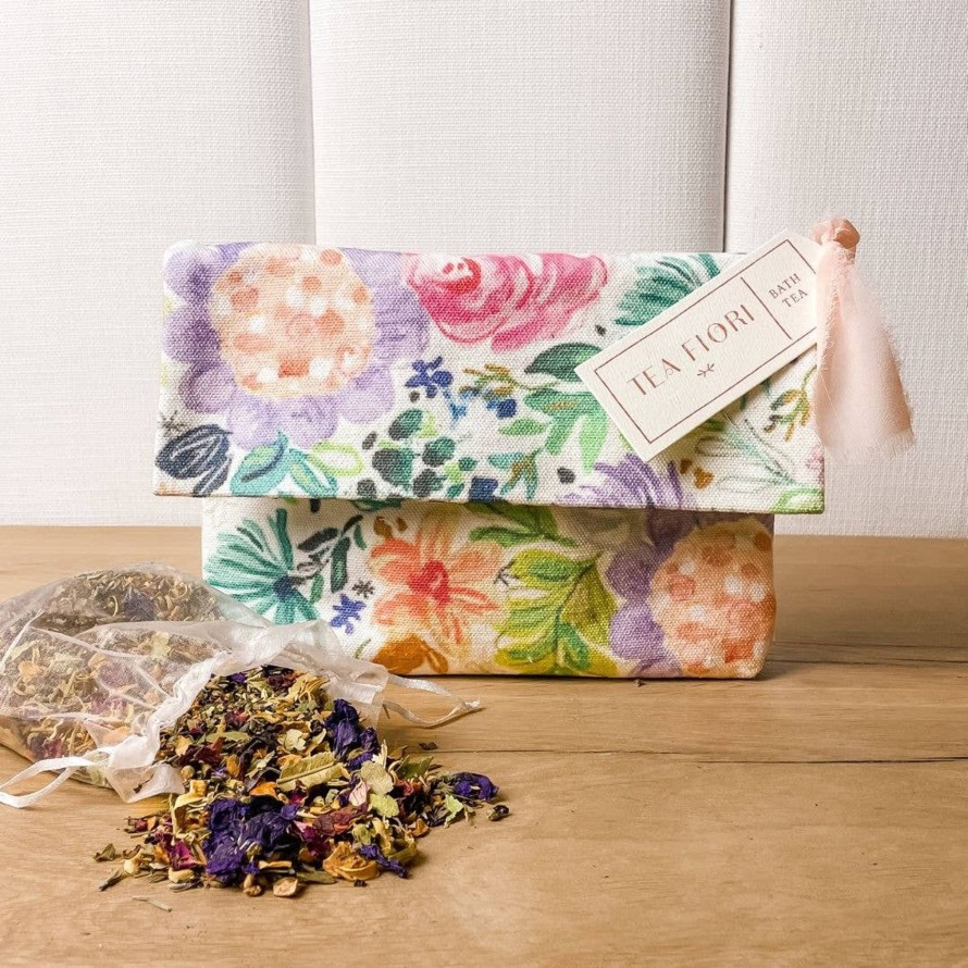 Teaware Tea Fiori | Floral Printed Travel Clutch